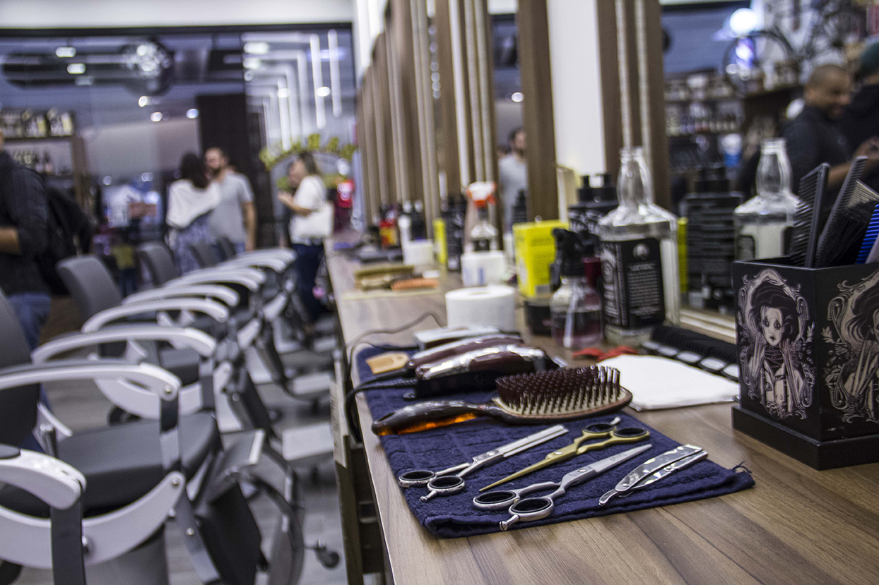 Unidade Shopping West Plaza em São Paulo Barbearia Bar